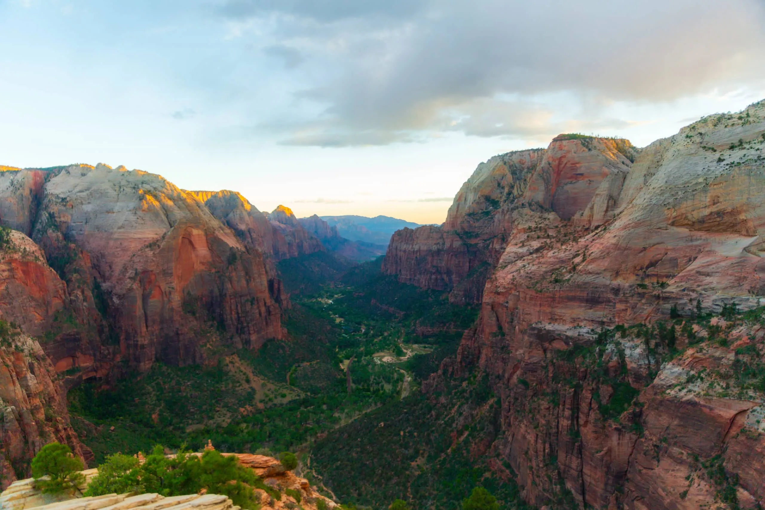 post-The Ultimate Guide to Hiking Angels Landing in Zion National Park: Permits, Safety, and My Personal Experience